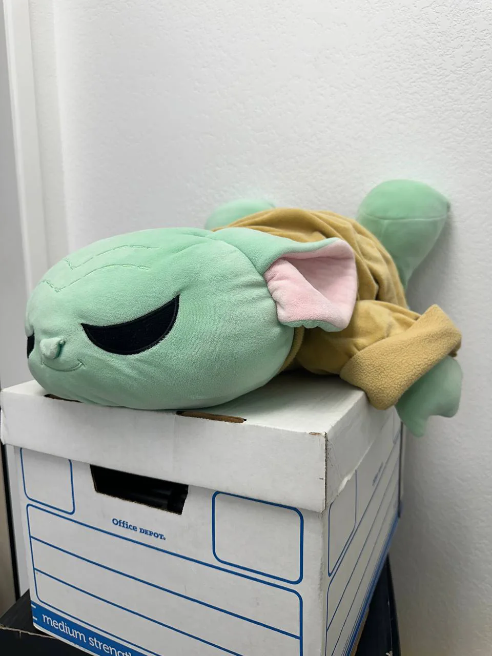 Disney Cuddleez Grogu Plush - Large (23")